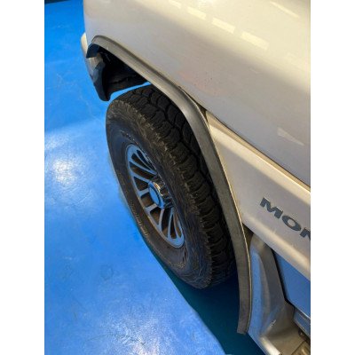 20mm Universal Fender Flare Extensions - Premium Hard Rubber 150cm